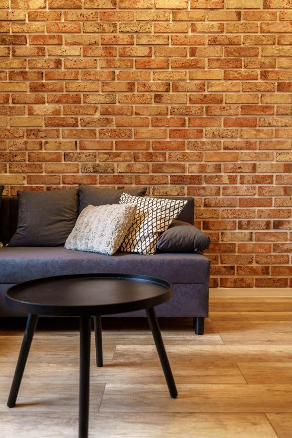 Loftowy Apartament W Sercu Slaska รูดา ชลอสกา ภายนอก รูปภาพ