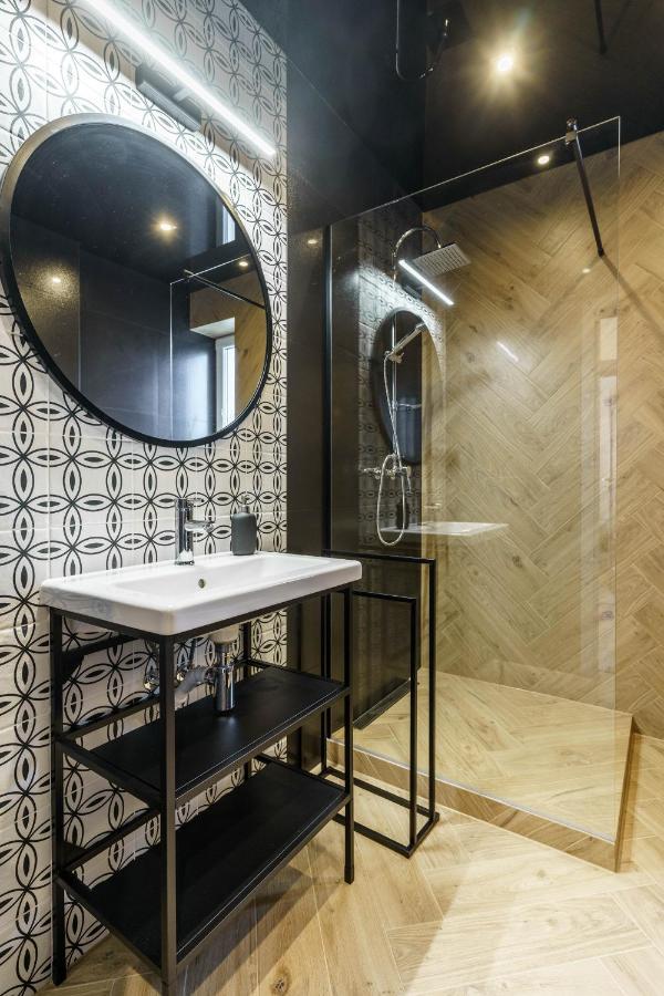Loftowy Apartament W Sercu Slaska รูดา ชลอสกา ภายนอก รูปภาพ