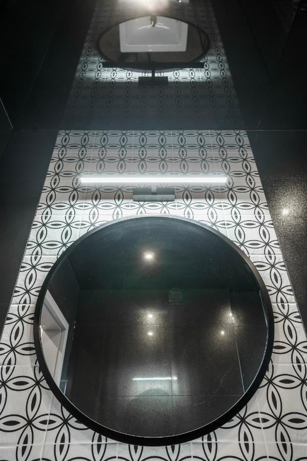 Loftowy Apartament W Sercu Slaska รูดา ชลอสกา ภายนอก รูปภาพ