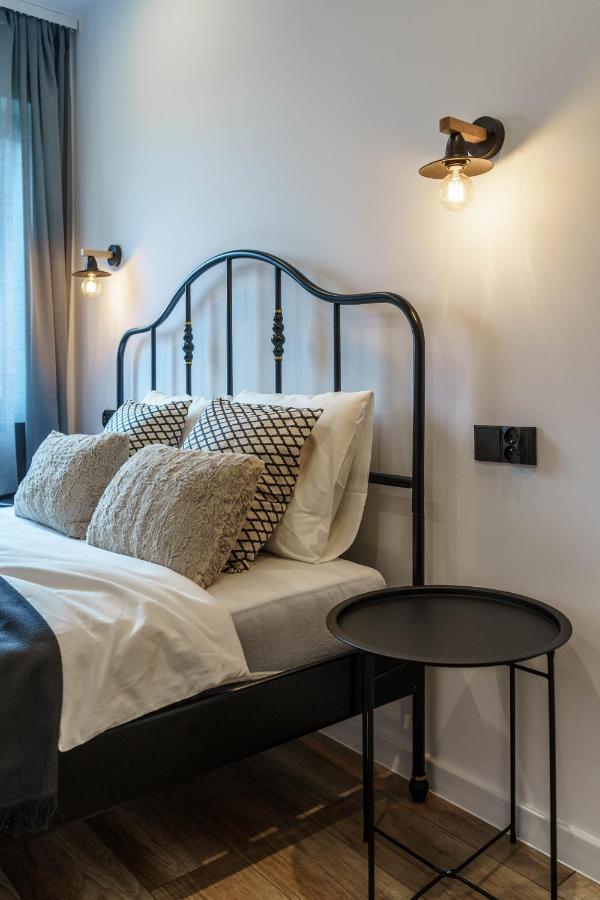 Loftowy Apartament W Sercu Slaska รูดา ชลอสกา ภายนอก รูปภาพ