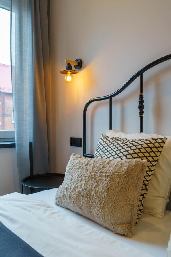 Loftowy Apartament W Sercu Slaska รูดา ชลอสกา ภายนอก รูปภาพ