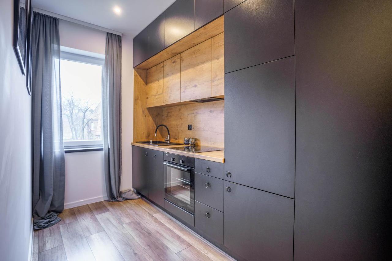 Loftowy Apartament W Sercu Slaska รูดา ชลอสกา ภายนอก รูปภาพ